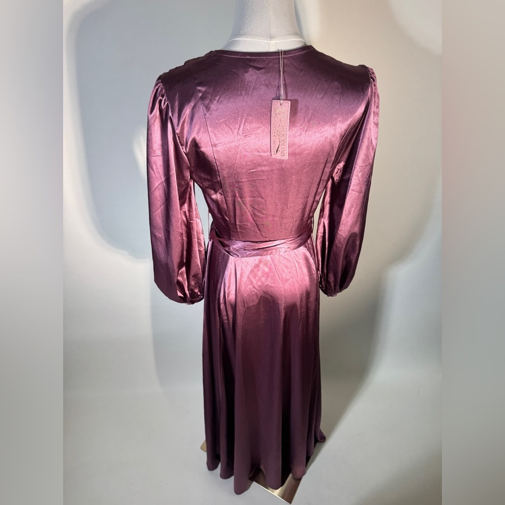 HOLLYWOODLAND BY ELLE REBEL STARLET SATIN ROBE GOWN IN PURPLE - Picture 9 of 11